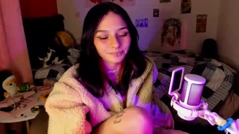 Snapshot of _dayanne_ chatting on December 2024 03:04:02 AM Pao online show from December 2024 03:04:02 AM