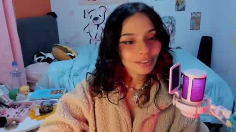 Snapshot of _dayanne_ chatting on February 2025 03:39:02 AM Pao online show from February 2025 03:39:02 AM