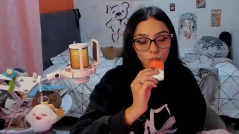 Snapshot of _dayanne_ chatting on December 2025 02:30:01 AM Pao online show from December 2025 02:30:01 AM