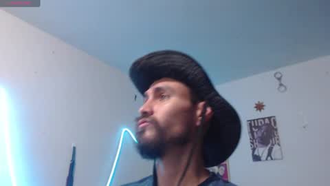 Snapshot of _delacruz911_ chatting on January 2025 03:04:02 AM delacruz online show from January 2025 03:04:02 AM