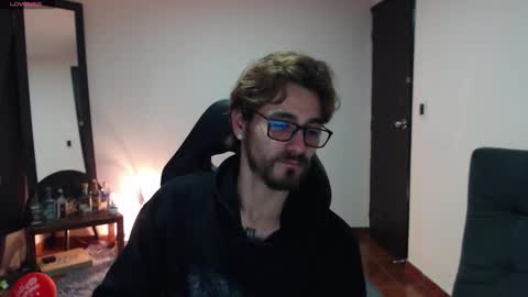 Snapshot of _delacruz911_ chatting on October 2025 05:50:02 AM delacruz online show from October 2025 05:50:02 AM