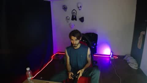 Snapshot of _delacruz911_ chatting on November 2025 11:48:01 PM delacruz online show from November 2025 11:48:01 PM