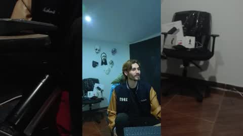 Snapshot of _delacruz911_ chatting on November 2025 03:52:01 AM delacruz online show from November 2025 03:52:01 AM