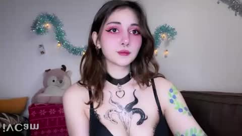 Snapshot of _devilbaby chatting on January 2025 04:46:02 PM Kate online show from January 2025 04:46:02 PM