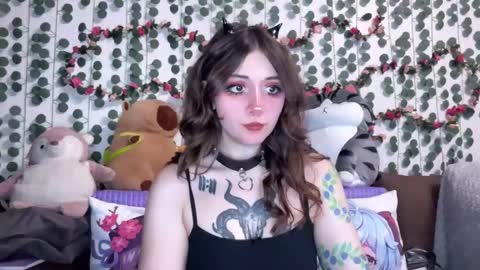 Snapshot of _devilbaby chatting on September 2025 05:12:02 PM Kate online show from September 2025 05:12:02 PM