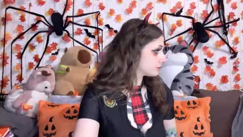 Snapshot of _devilbaby chatting on September 2025 05:18:02 PM Kate online show from September 2025 05:18:02 PM