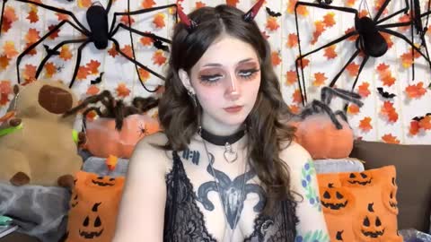 Snapshot of _devilbaby chatting on October 2025 06:06:02 PM Kate online show from October 2025 06:06:02 PM