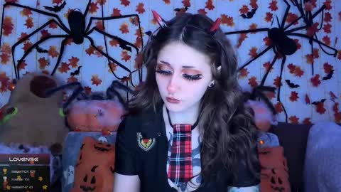 Snapshot of _devilbaby chatting on November 2025 05:39:01 AM Kate online show from November 2025 05:39:01 AM