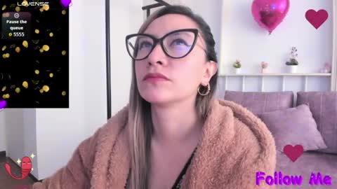 Snapshot of _devora_sloppy_77 chatting on June 2026 01:50:02 PM Devora online show from June 2026 01:50:02 PM