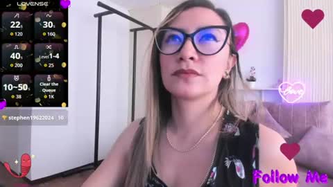Snapshot of _devora_sloppy_77 chatting on June 2026 04:52:02 PM Devora online show from June 2026 04:52:02 PM