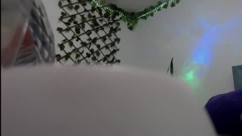 Dannia online show from January 2025 12:37:01 PM