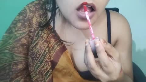 _dreamgirl_0 online show from April 2026 10:05:01 AM