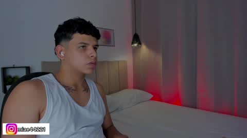 Snapshot of _e_m_m_a_1 chatting on September 2025 12:24:02 AM Emma and Tonny online show from September 2025 12:24:02 AM