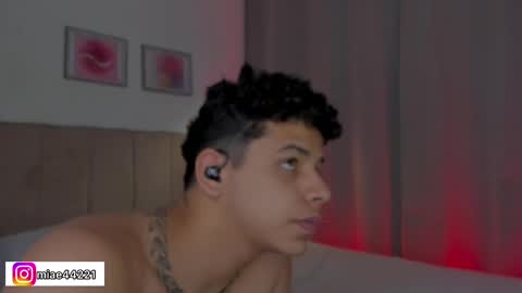 Snapshot of _e_m_m_a_1 chatting on October 2025 12:47:01 PM Emma and Tonny online show from October 2025 12:47:01 PM