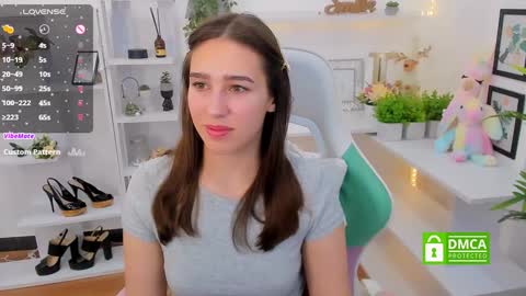 Snapshot of _eliizabeth__ chatting on December 2024 09:44:01 PM Lizzy online show from December 2024 09:44:01 PM