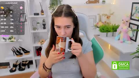 Snapshot of _eliizabeth__ chatting on December 2024 02:28:02 AM Lizzy online show from December 2024 02:28:02 AM