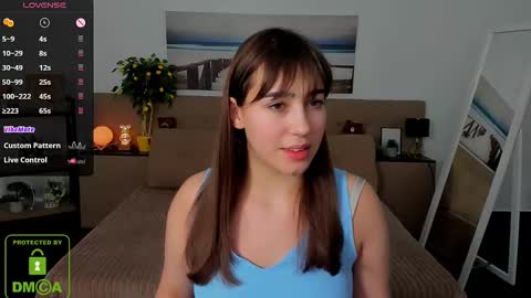 Snapshot of _eliizabeth__ chatting on March 2025 02:27:02 AM Lizzy online show from March 2025 02:27:02 AM