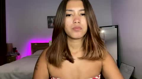 Snapshot of _elisavae chatting on December 2025 01:20:02 PM elisa online show from December 2025 01:20:02 PM