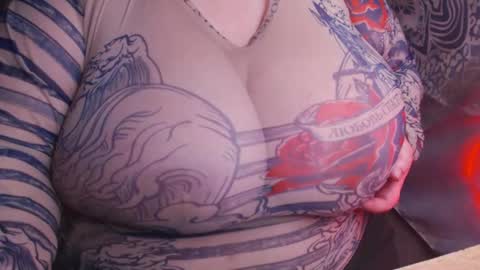 LIsa online show from September 2025 07:19:02 PM