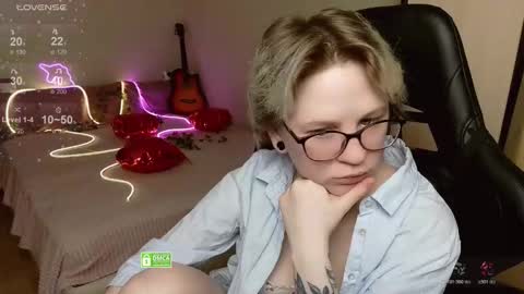 chloue and Gretta online show from March 2026 05:40:01 PM