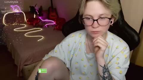 chloue and Gretta online show from March 2026 07:36:02 PM