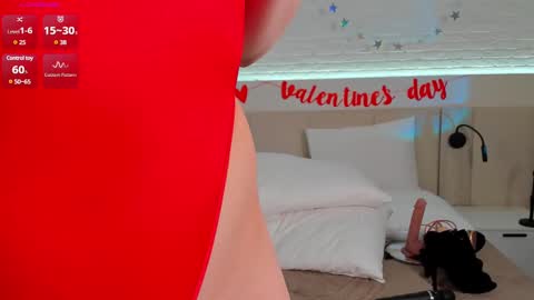 Snapshot of _emiliaa_ chatting on February 2025 05:47:02 AM Milana online show from February 2025 05:47:02 AM