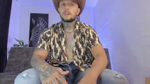 Snapshot of _emilio_escobar chatting on February 2025 10:47:02 PM Emilio online show from February 2025 10:47:02 PM