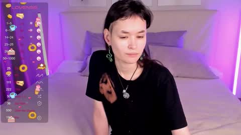 Snapshot of _emily__strike_ chatting on November 2025 09:53:01 AM _emily__strike_ online show from November 2025 09:53:01 AM