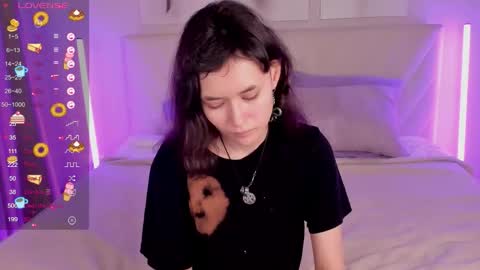 Snapshot of _emily__strike_ chatting on November 2025 10:14:01 AM _emily__strike_ online show from November 2025 10:14:01 AM