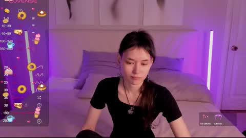 Snapshot of _emily__strike_ chatting on November 2025 10:04:02 AM _emily__strike_ online show from November 2025 10:04:02 AM