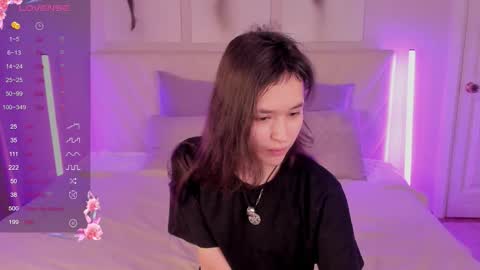 Snapshot of _emily__strike_ chatting on November 2025 10:18:01 AM _emily__strike_ online show from November 2025 10:18:01 AM