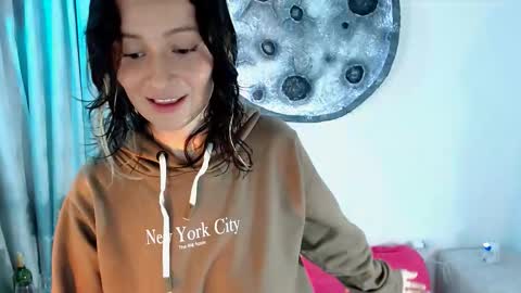 Snapshot of _emily_g chatting on September 2025 01:39:02 AM Emily G online show from September 2025 01:39:02 AM