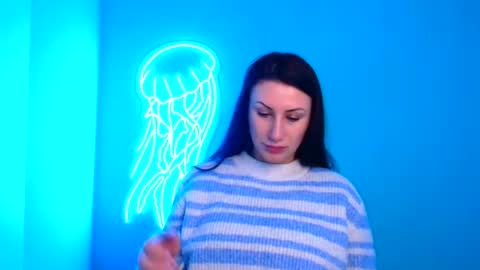 Snapshot of _emma_lay chatting on December 2024 07:13:02 AM Emma online show from December 2024 07:13:02 AM