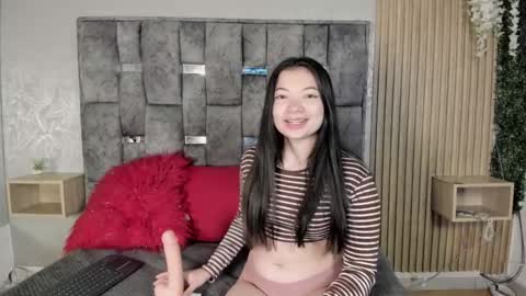 Snapshot of _emma_xoxo chatting on December 2025 11:03:02 AM _emma_xoxo online show from December 2025 11:03:02 AM