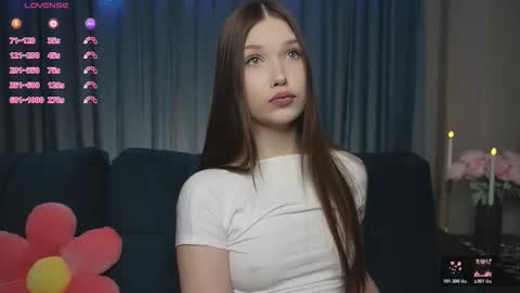 Snapshot of _eva_lee chatting on March 2026 04:02:02 PM Alice online show from March 2026 04:02:02 PM