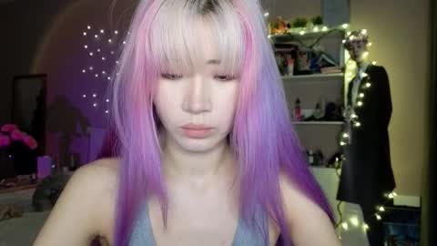 EveEva online show from January 2026 07:40:01 PM