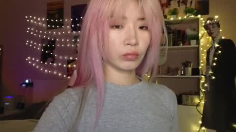 EveEva online show from March 2026 12:37:02 AM