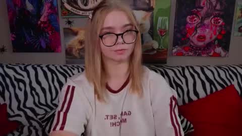 KENDALL  NATHAN MARRY  RYANPVT IS OPEN online show from November 2025 10:21:01 AM