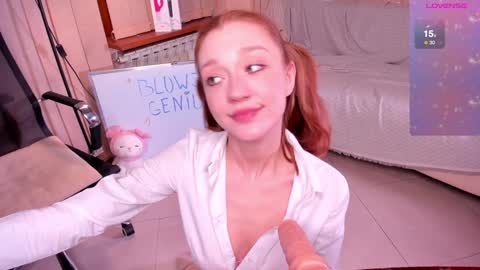 Lola 3  online show from December 2024 06:11:01 PM