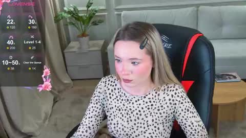 Florence online show from December 2024 06:09:02 AM