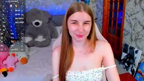 Snapshot of _flowersweet_ chatting on June 2026 08:57:01 PM Kate online show from June 2026 08:57:01 PM