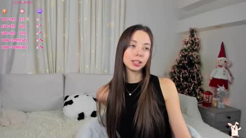 Snapshot of _fluffybunny_ chatting on December 2025 12:00:02 PM Goldy Grace online show from December 2025 12:00:02 PM