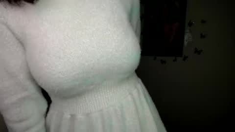 Snapshot of _foxy_lady chatting on October 2025 06:22:02 AM Alice online show from October 2025 06:22:02 AM