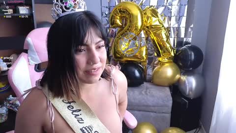 we are hot friends online show from December 2024 02:47:02 PM