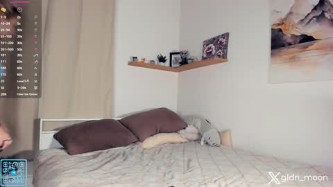 Rina online show from November 2025 08:19:01 PM