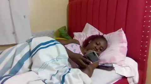 Goldie online show from October 2025 01:53:02 AM