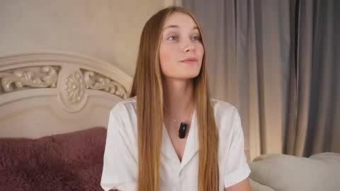 Milly online show from September 2025 02:22:02 AM