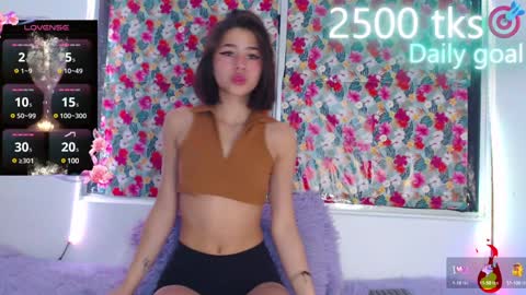 Gwen online show from February 2025 05:20:01 AM