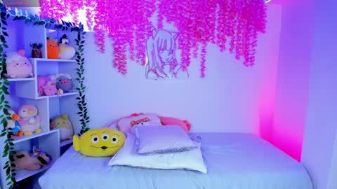 Hanna Botero online show from March 2026 07:31:01 AM