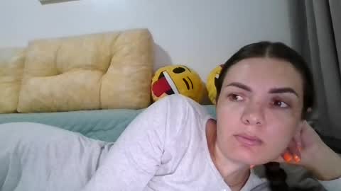 Snapshot of _hidden_frommymoom_ chatting on July 2026 05:07:02 PM Criss4u online show from July 2026 05:07:02 PM